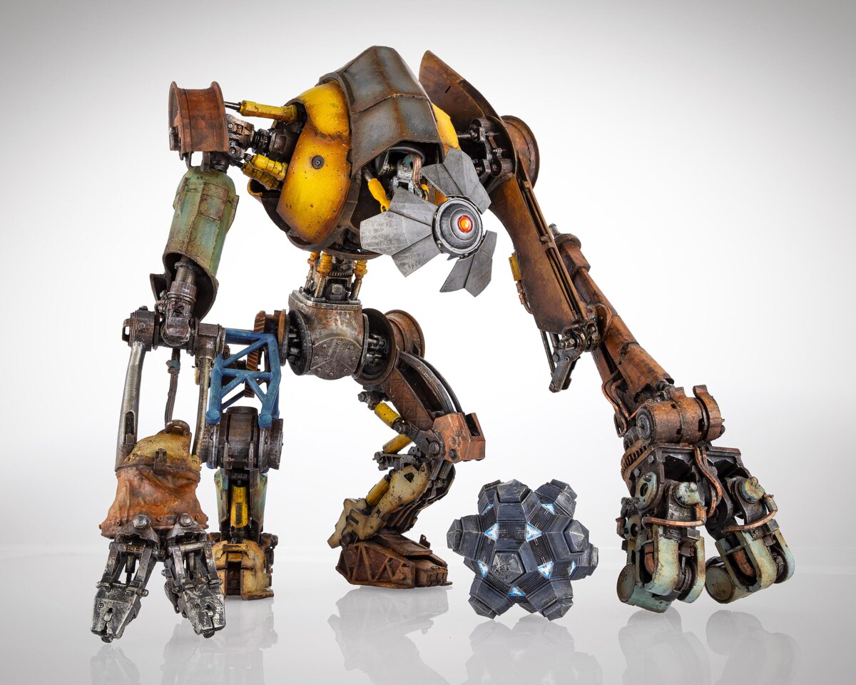 Hand-painted Dog replica from Half-Life 2